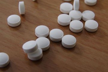 Физиотенз под язык или запивать